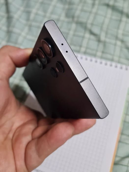 Продам Samsung S24 Ultra 12/256gb полный комплект