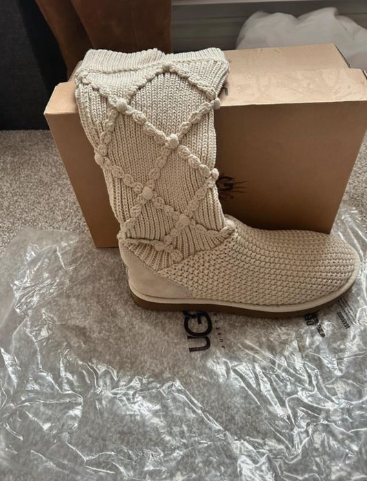 Ботуши UGG 39 номер