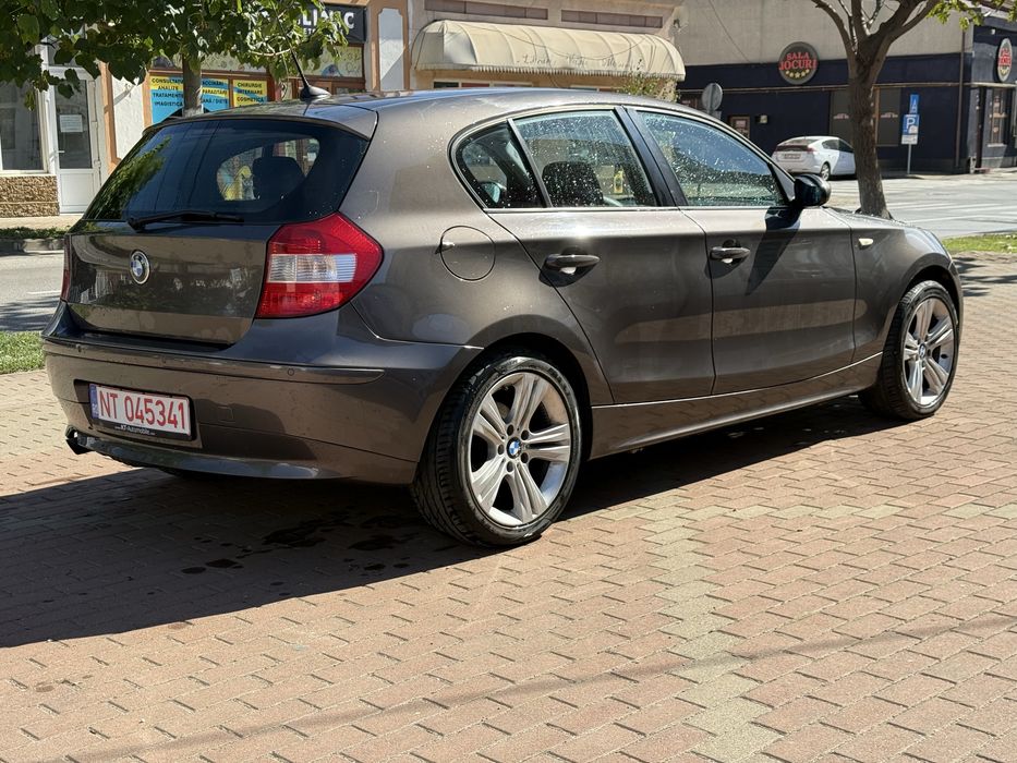 Bmw Seria 116 Benzina Moka Brown