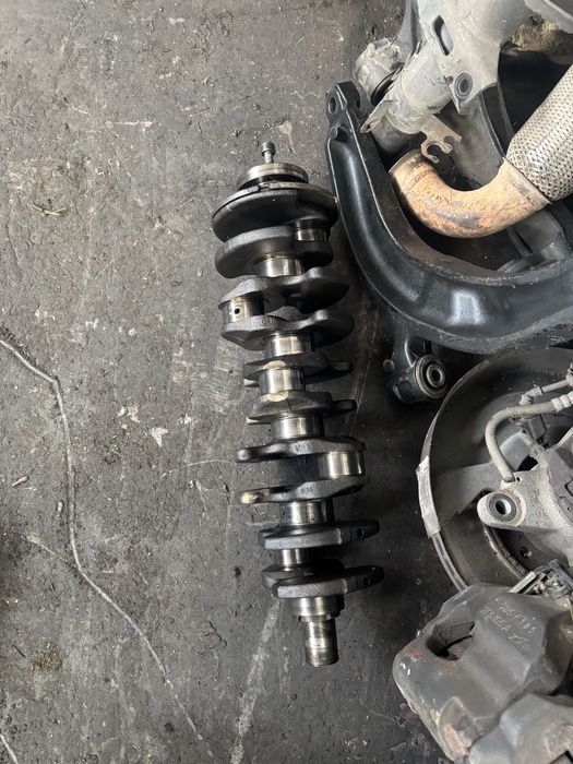 Vibrochen/ arbore cotit Vw Lt motor 2.5/ cota standard