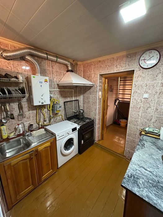 Продаётся 3х ком 3 этаж кирипич 6 метр балкон ипотека есть Гагарина