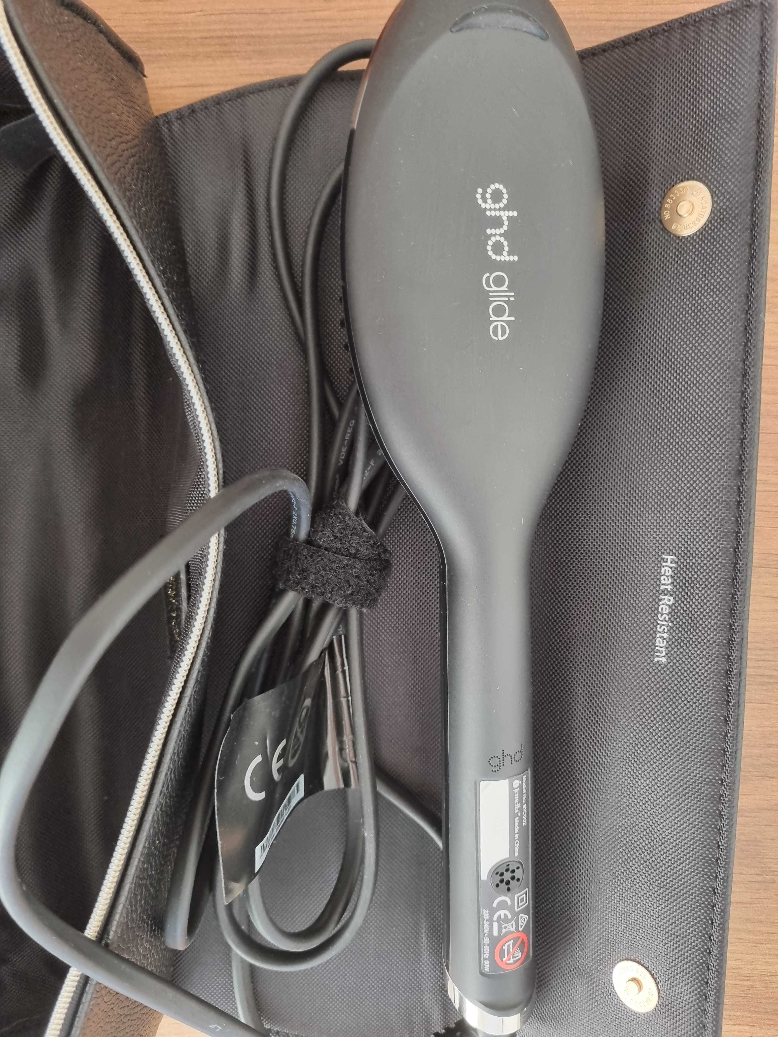 Професионална електрическа четка за коса ghd glide с кожен калъф