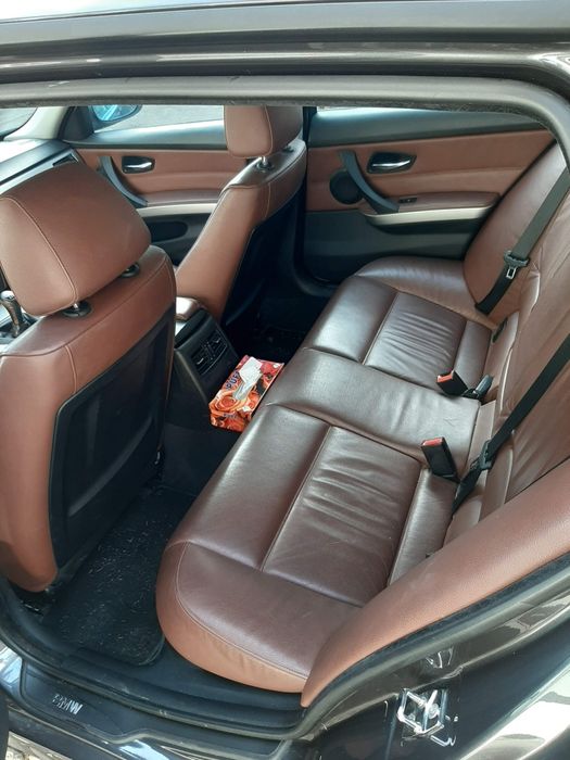 Vând sau schimb BMW e91 318d