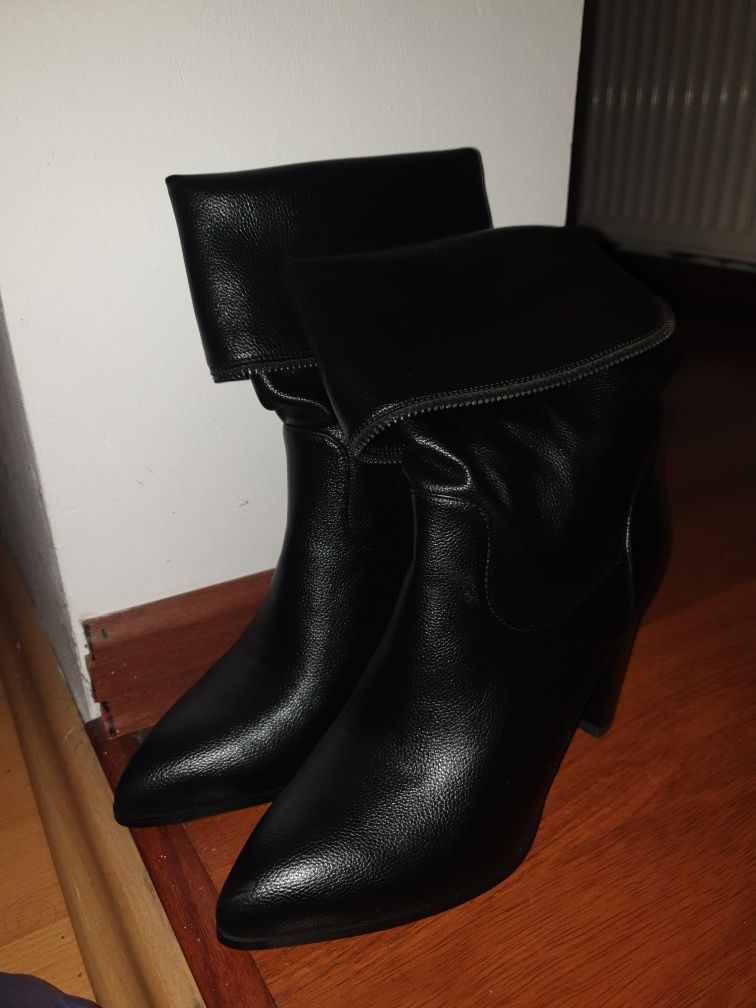 Vand botine cu toc, elegante, mas 37