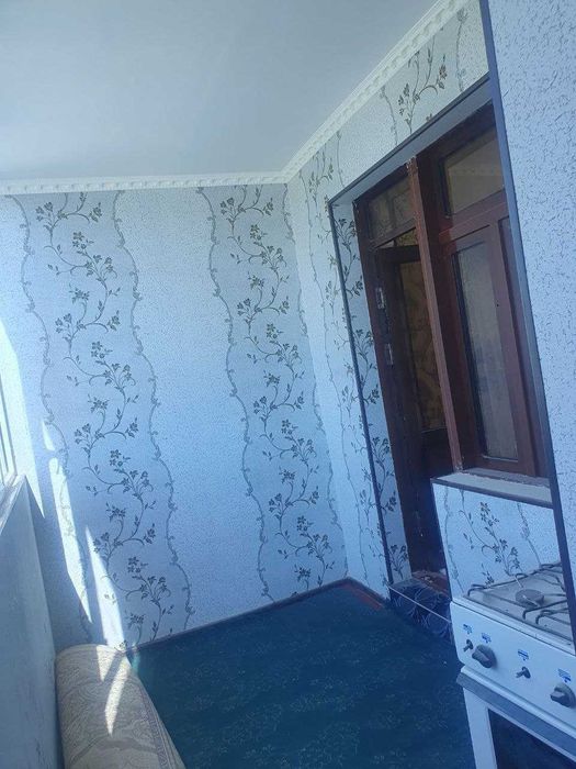 Navoiy Vasxod 3-4-qavat indiski dom. 3 xonali 2 qavatli uy sotiladi.