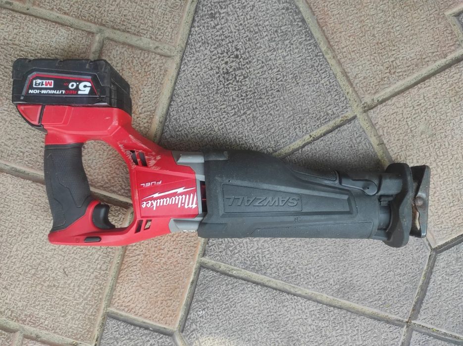 Ferăstrău sabie MILWACKEE că și noi