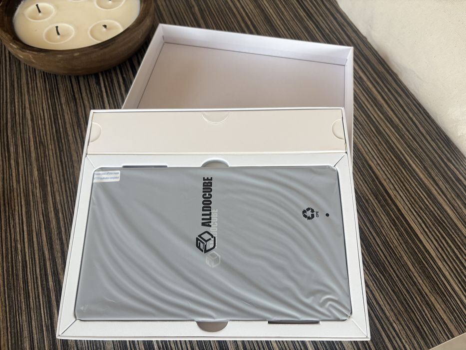 Нов Alldocube iplay 60 mini - 8,7 инча, LTE таблет