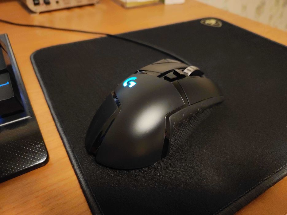 Геймърска мишка Logitech G502 Hero и MousePad/Подложка за мишка COUGAR