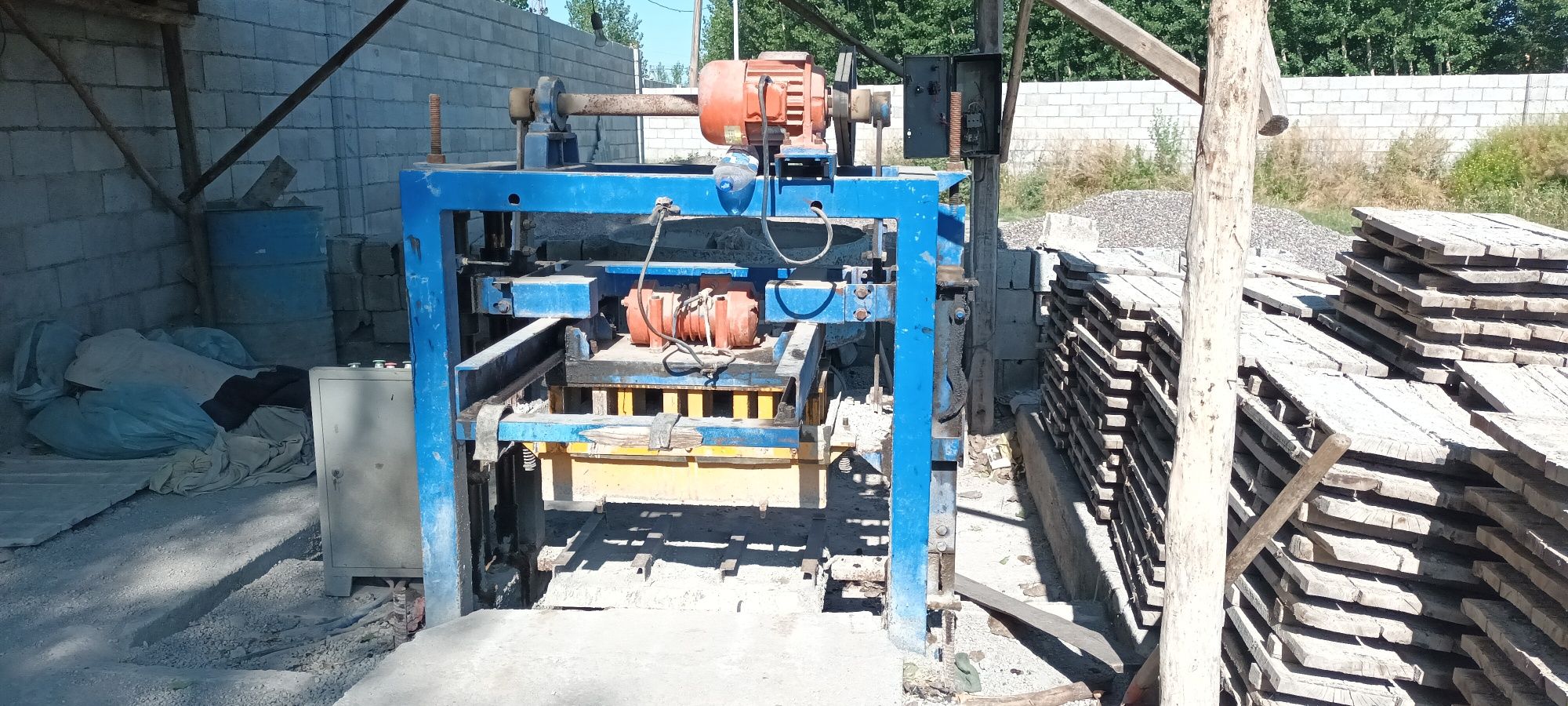 Shlakablok apparati komplekt sotiladi paddon, shitlari, 100 metr kabel