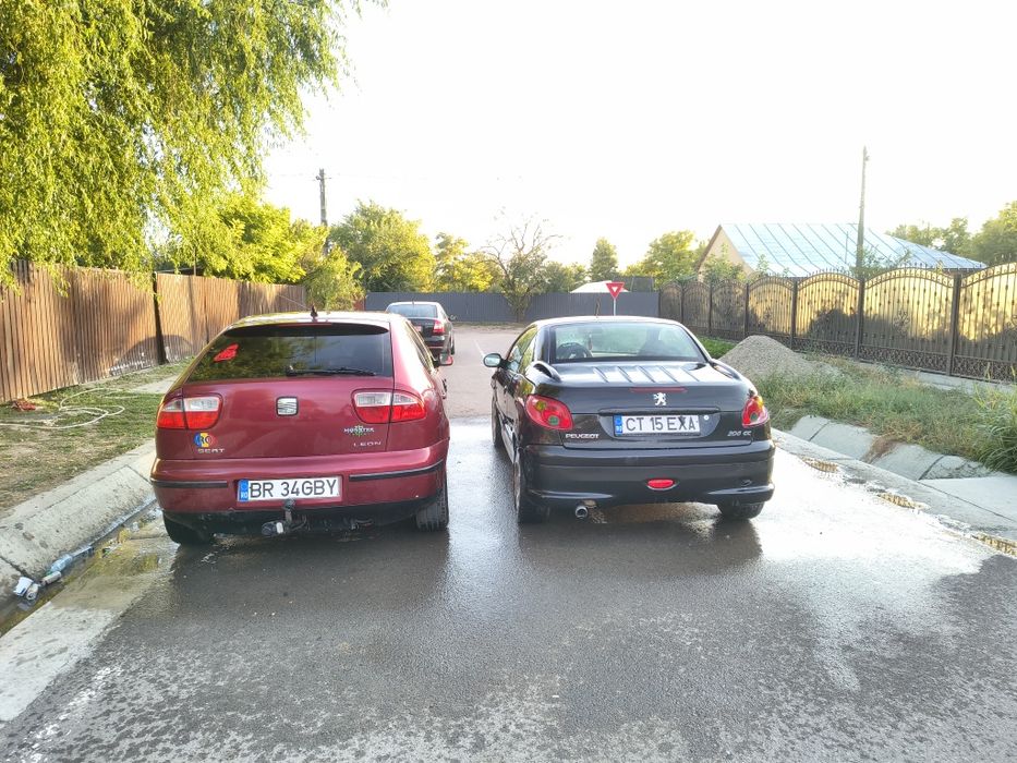 Peugeot 206cc , Seat Leon 1m