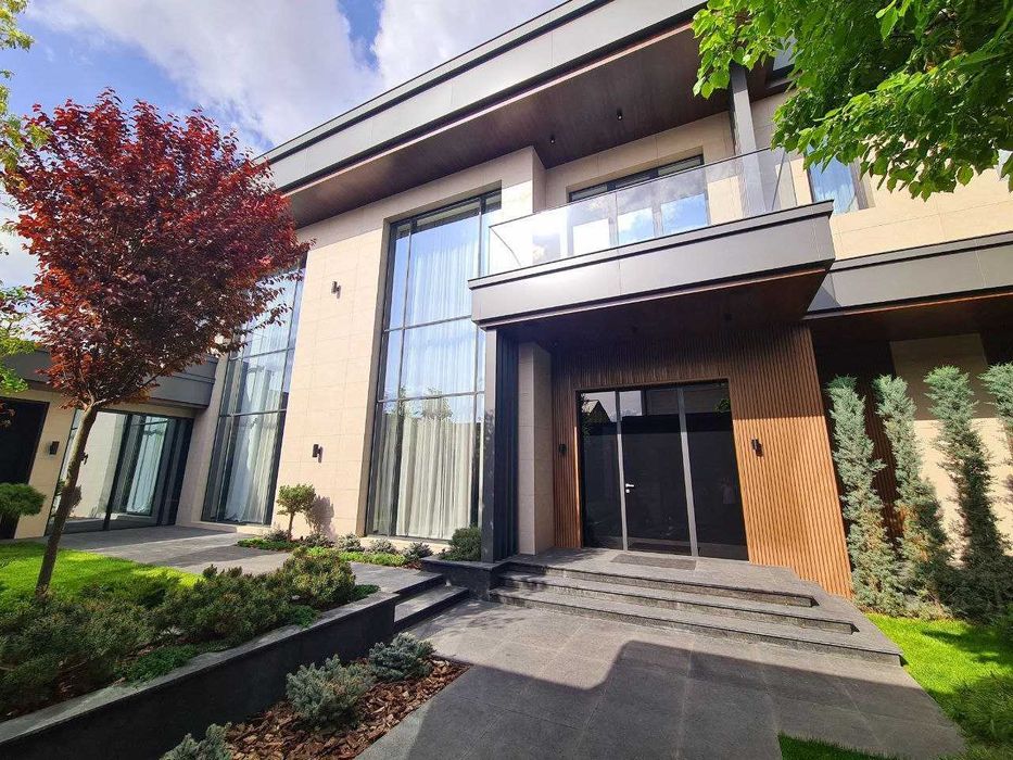 Супер Евродом на Никитина 8 соток