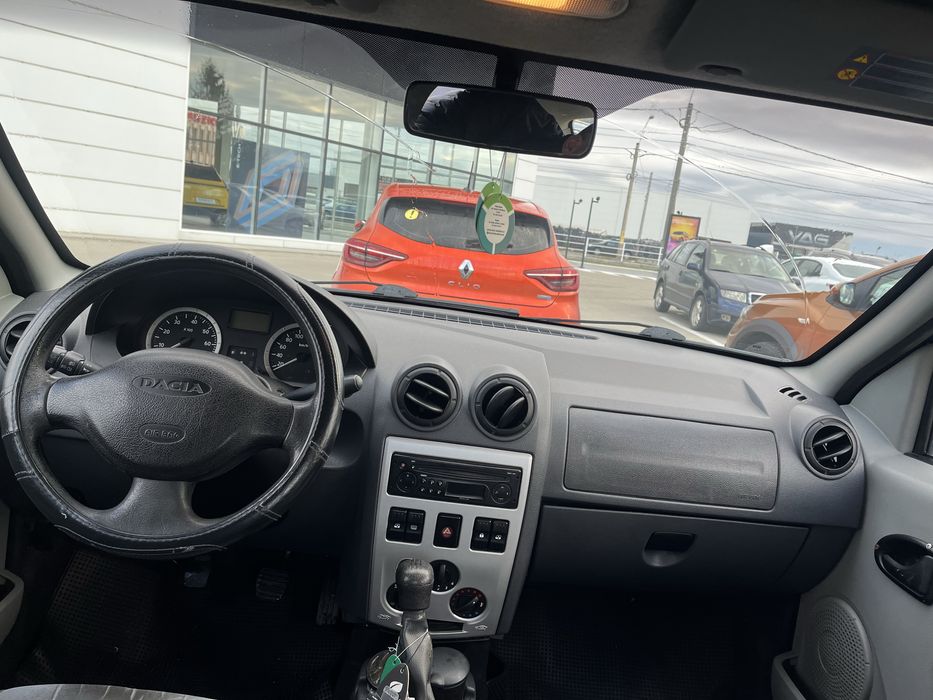 Vand DACIA LOGAN 2005 1.6 MPI 153.000km