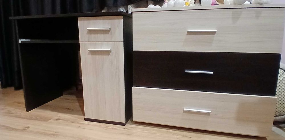 Скрин и бюро (комплект)