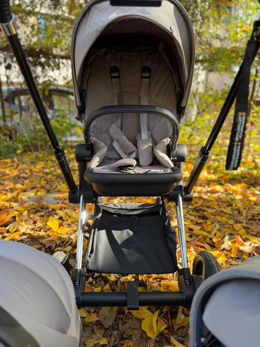 Cărucior Cybex-pachet complet