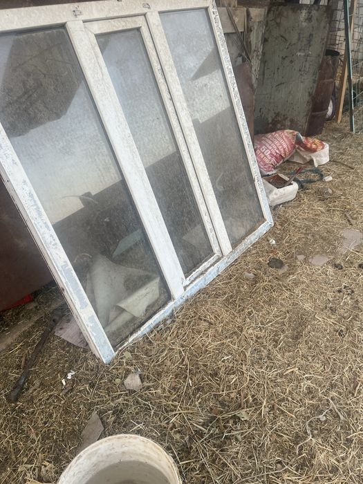 Пластиквые окно прадаеться