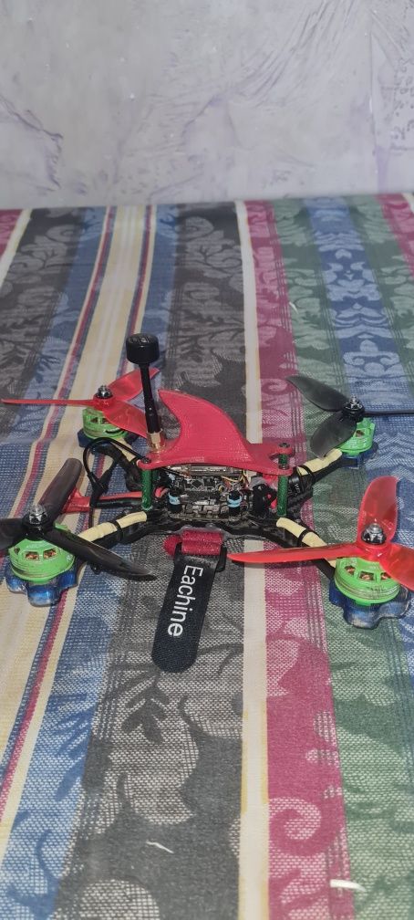 Fpv дрон весь 545 грам