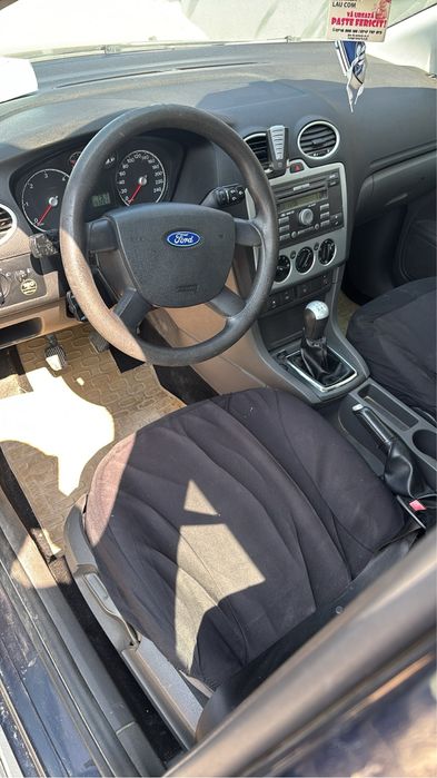 Vind ford focus din 2006 in stare functinala