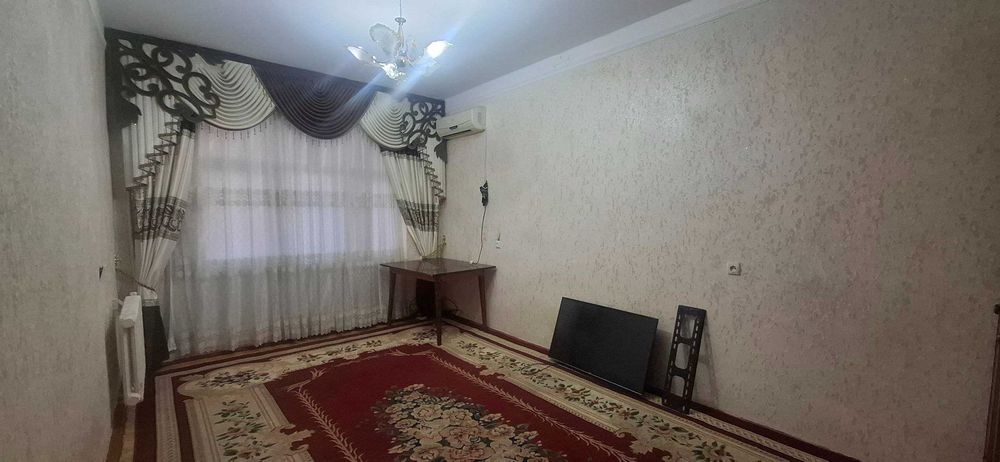 ijaraga 2 xonalik kvartira beriladi.OR: Dinamo,7-go'zal