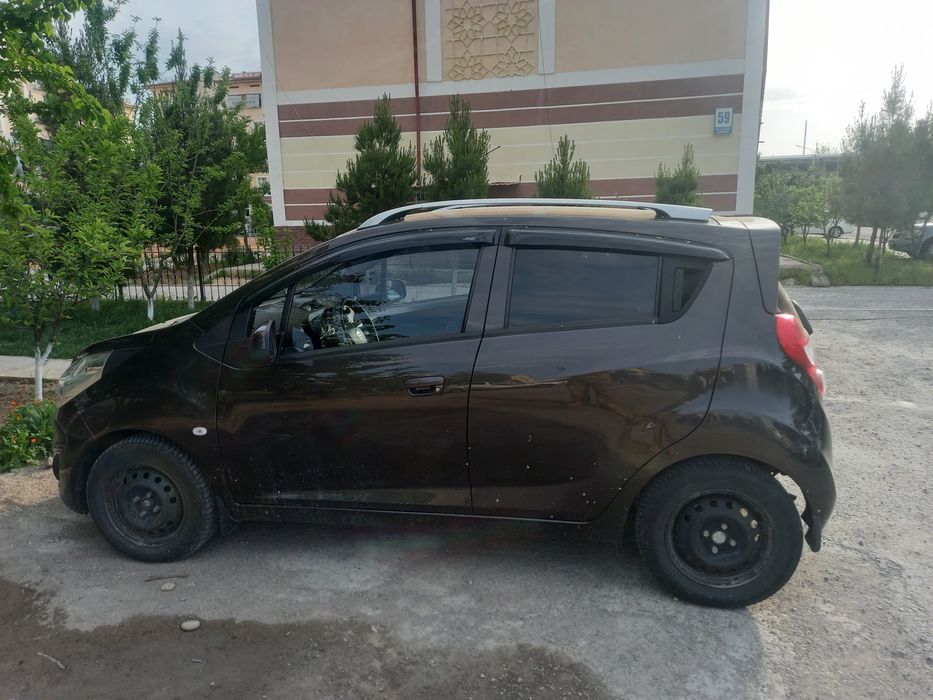 Spark AT 4-poz 2022-yil