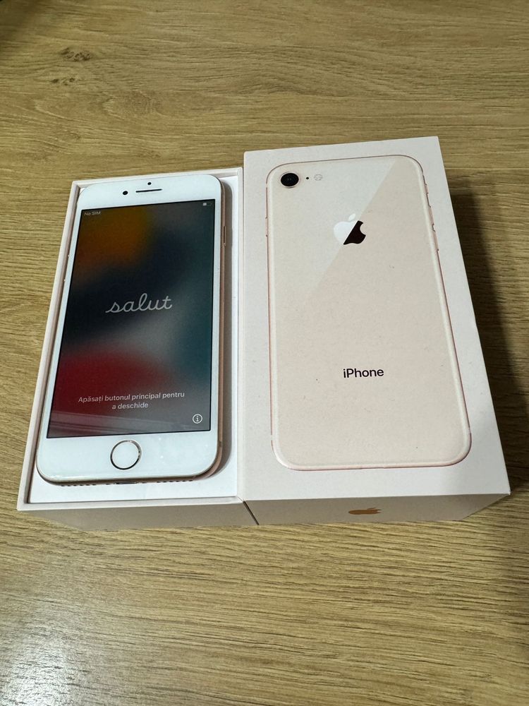 De vânzare Iphone 8 gold