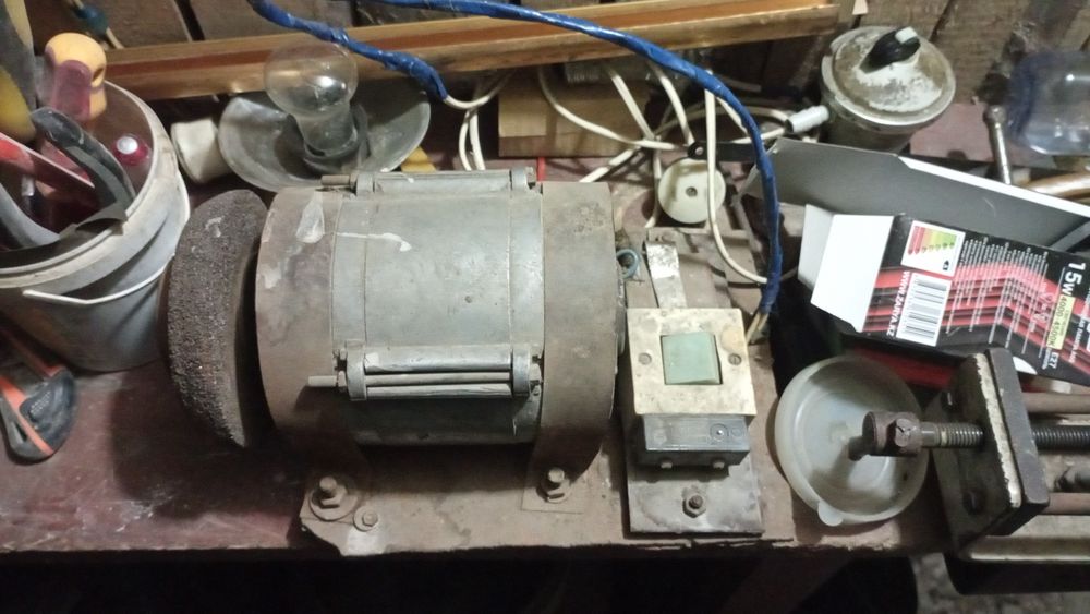 Продам электродвигатель