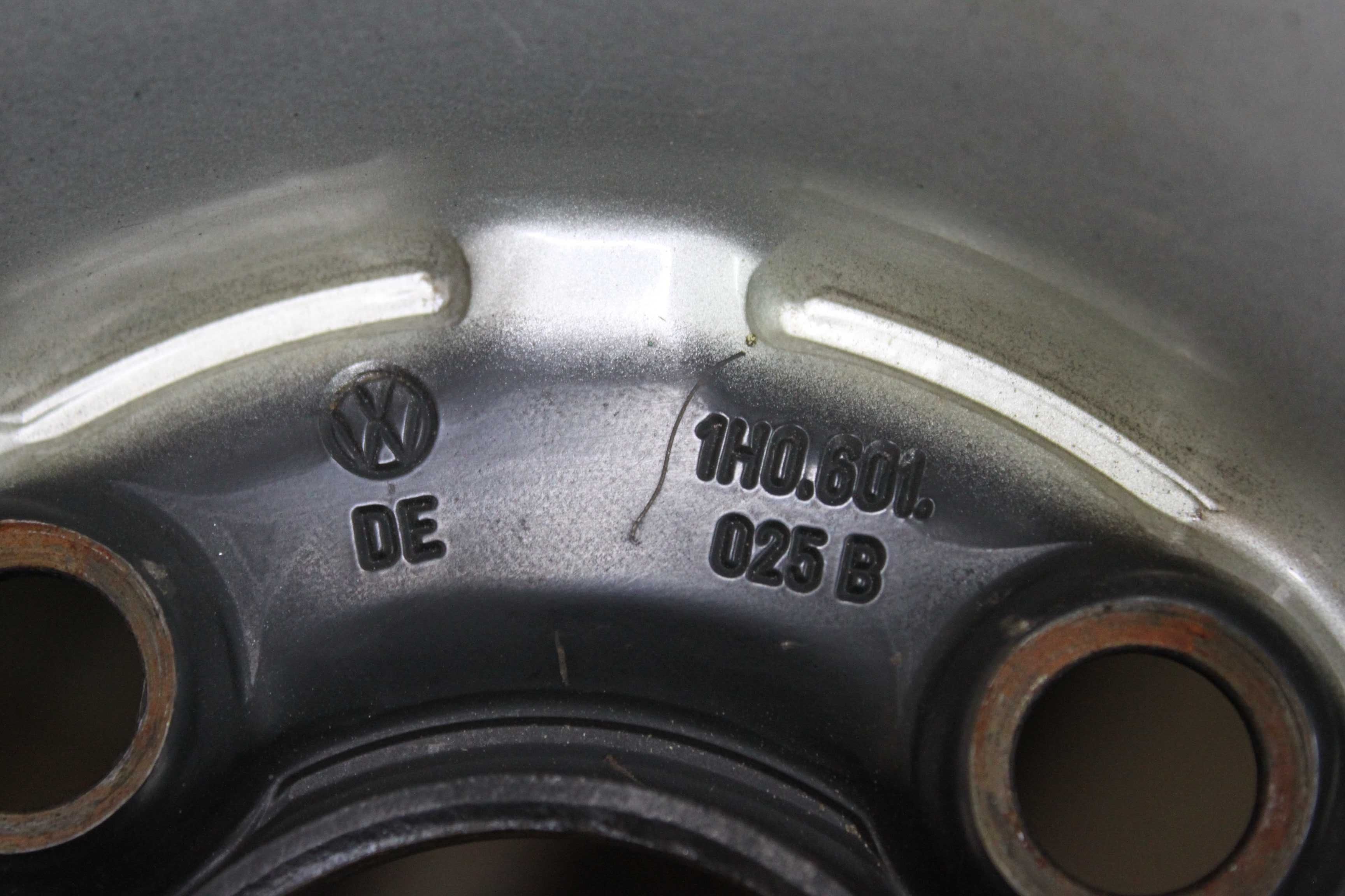 Джанти 14" 4x100 VW Polo, Golf, Passat