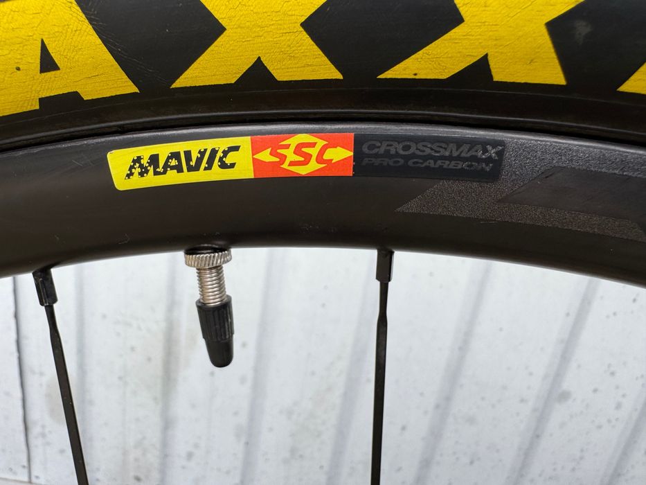 Scott Scale 930 full carbon, roti carbon