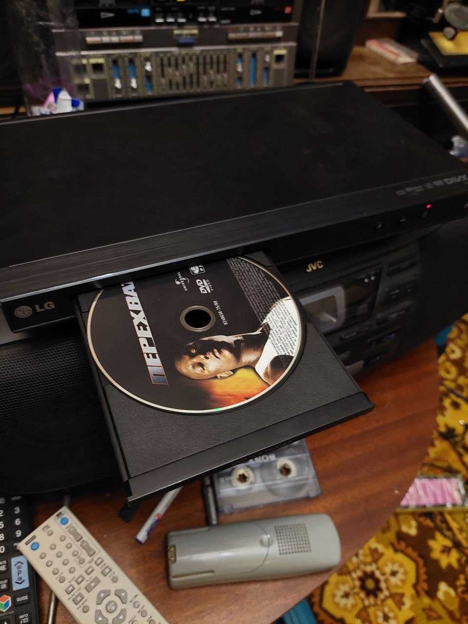 продам LG  DVD проигрыватель