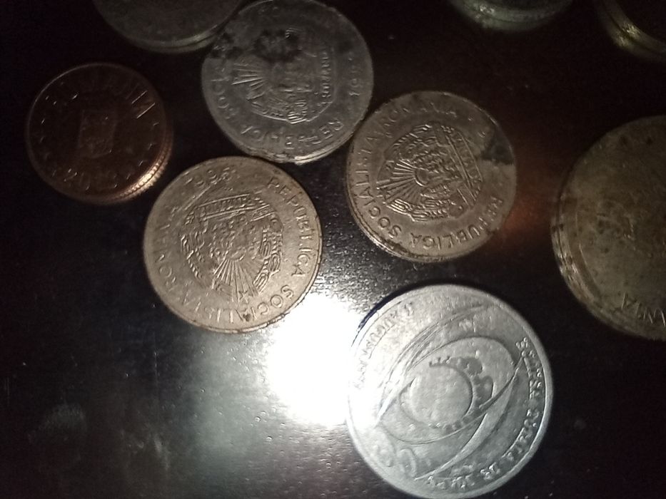 o moneda la alegere