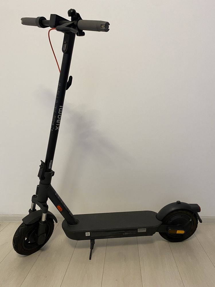 Trotineta xiaomi scooter 5 in stare perfecta