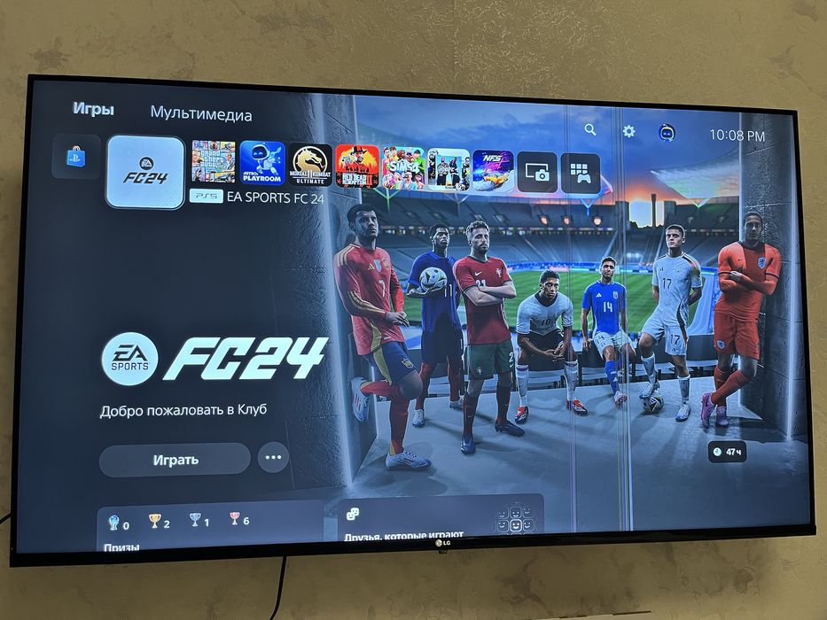 Продам Playstation 5 в отличном состоянии с коробкой