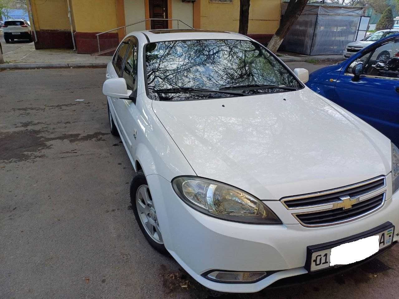 Продается Chevrolet Lacetti 3 позиция