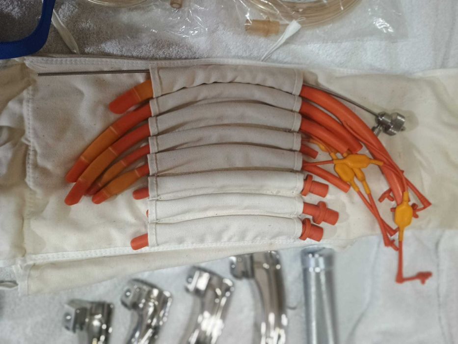 Kit de intubare, resuscitare, nou, producție germana