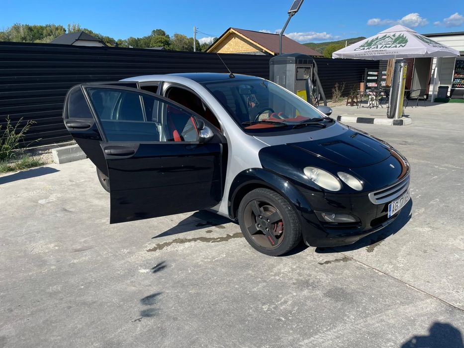 Vând Smart ForFour Automat