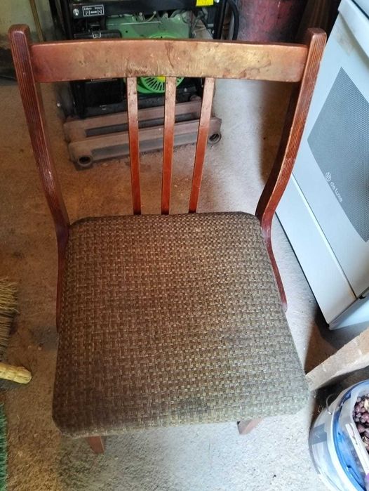 продам 2 стула в хорошем состоянии