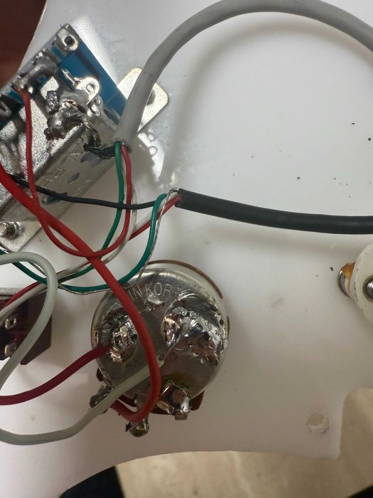 Pickguard Strat Seymour Duncan Hot Rail + Kramer Dual Rail