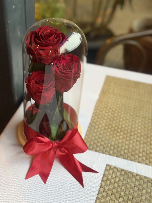 Trandafiri criogenati in cupola sticla diverse culori