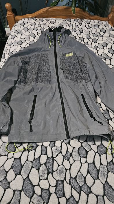 Светлоотразително яке Bershka