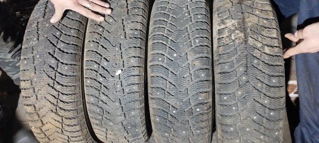 Продам зимнюю резину