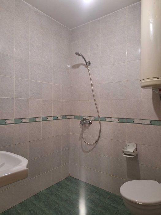 Дава се под наем Двустаен апартамент в Варна, Колхозен пазар - 65 кв.м за 408 € - Снимка #14