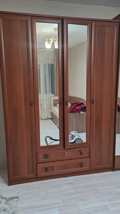 Продам шкаф в хорошем состоянии