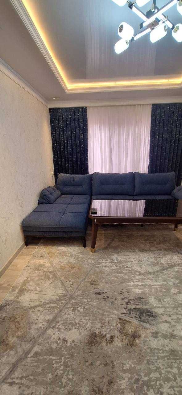 3xona 3 etajda joylashgan yangi jixozlangan kvartira ijaraga beriladi