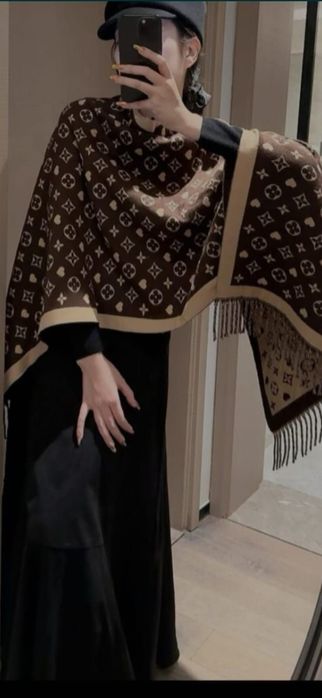 Esarfa-fular Louis Vuitton,  model 2026, 3 modele