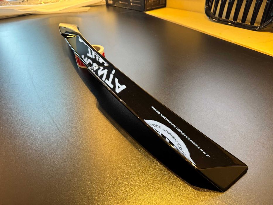 Eleron Luneta - Bmw Seria 3 F30 M4 Negru Lucios