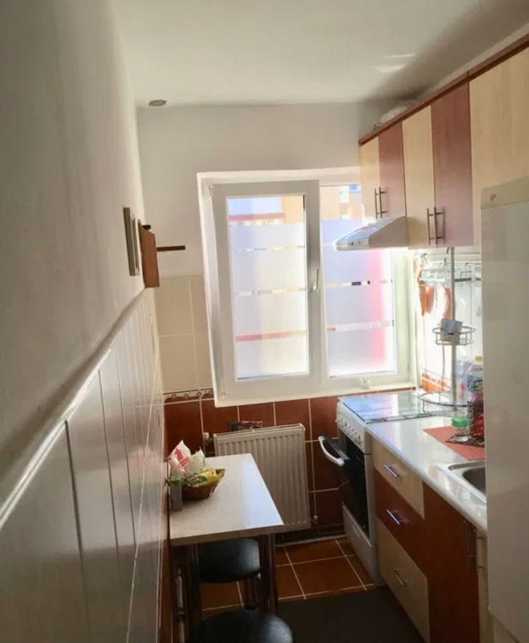 apartamente de vanzare otelu-rosu