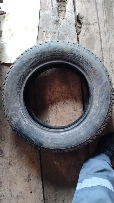 Зимняя резина Viatti R14