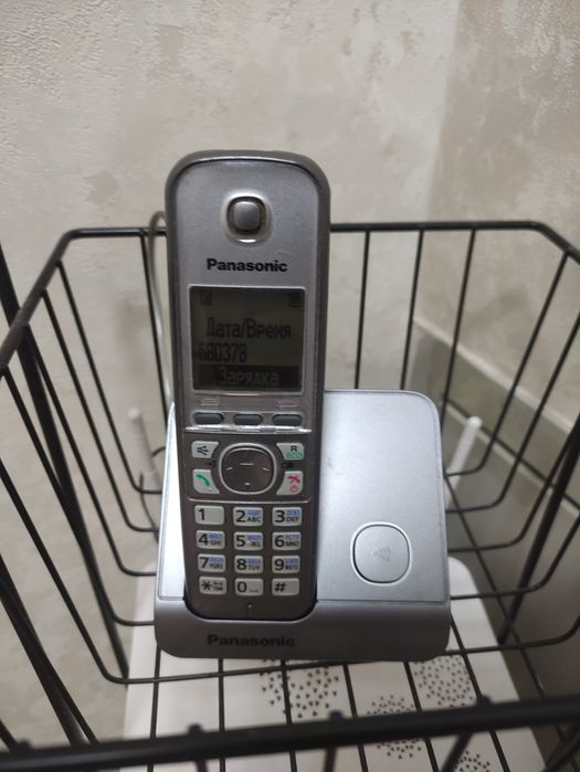Телефон  Panasonic