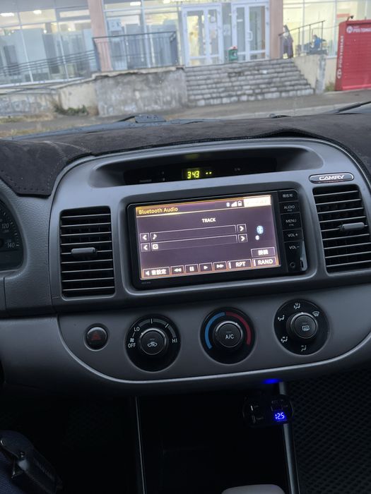 Продам оригинал Тойота Магнитолу