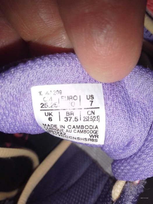 adidasi frumosi si comozi