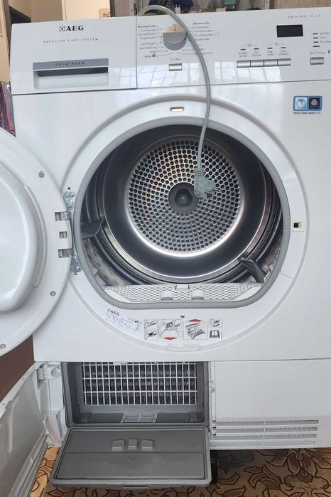 Сушилня AEG Lavatherm 8kg